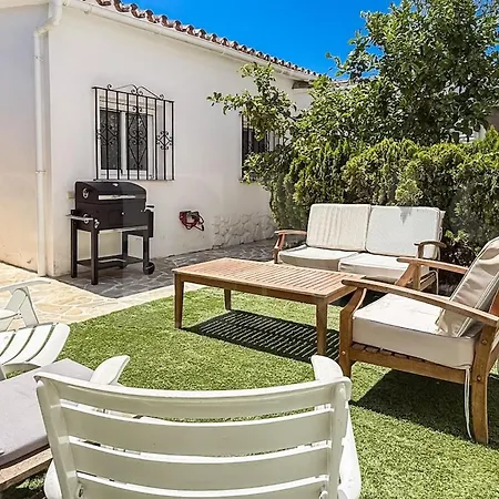 House With Pool And Rooftop Terrace Rems